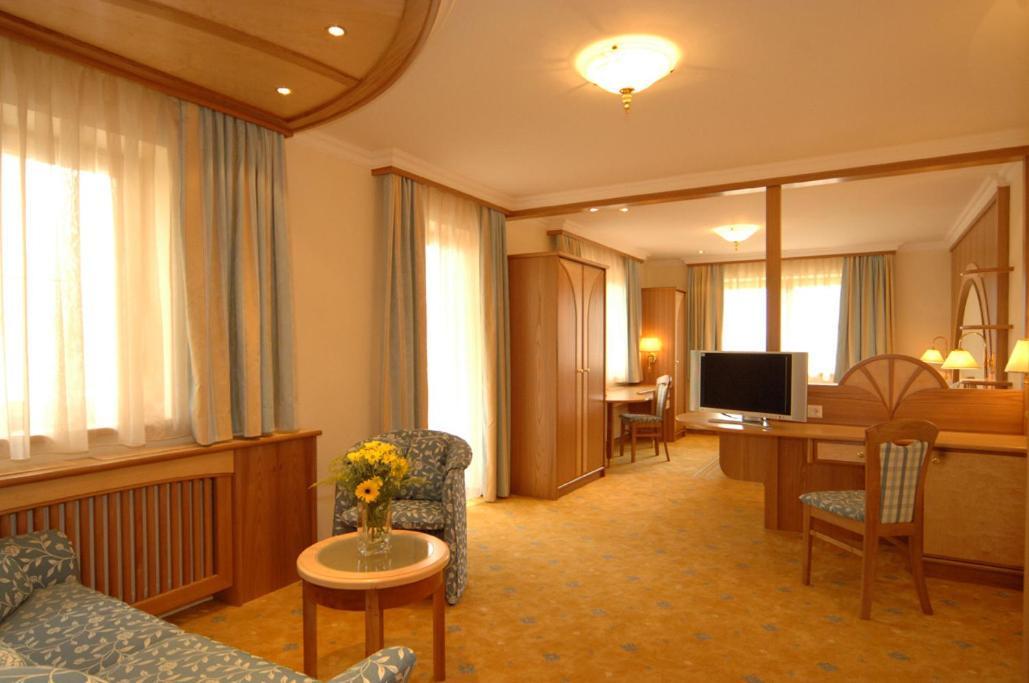 Hotel Neuwirt Ramsau am Dachstein Bilik gambar